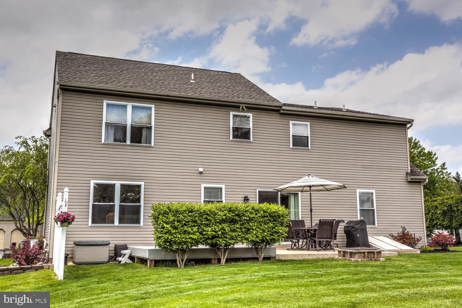 24 Duffield Drive Lititz, PA 17543 - Photo 9 of 49