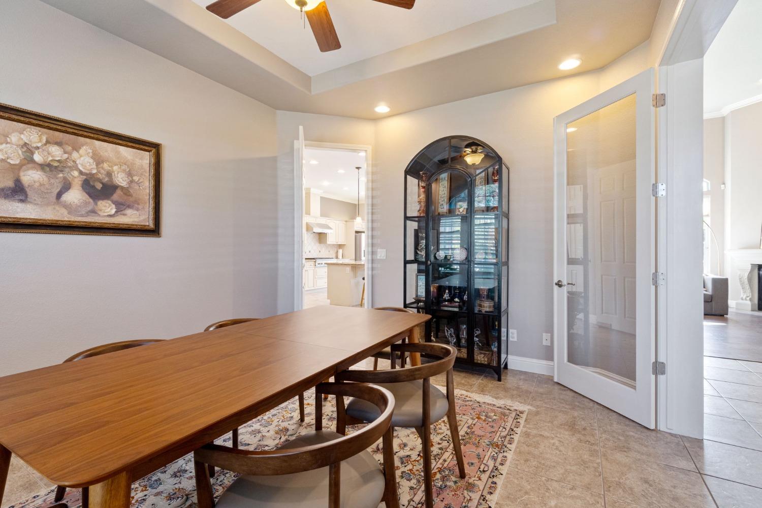 1847 Megan Avenue Clovis, CA 93619 - Photo 9 of 40 a view of a dining room with furniture and window