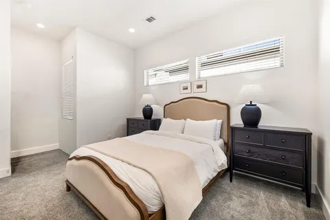 $475,000 | 4222 Roseland Avenue, Unit 102, Dallas, TX 75204