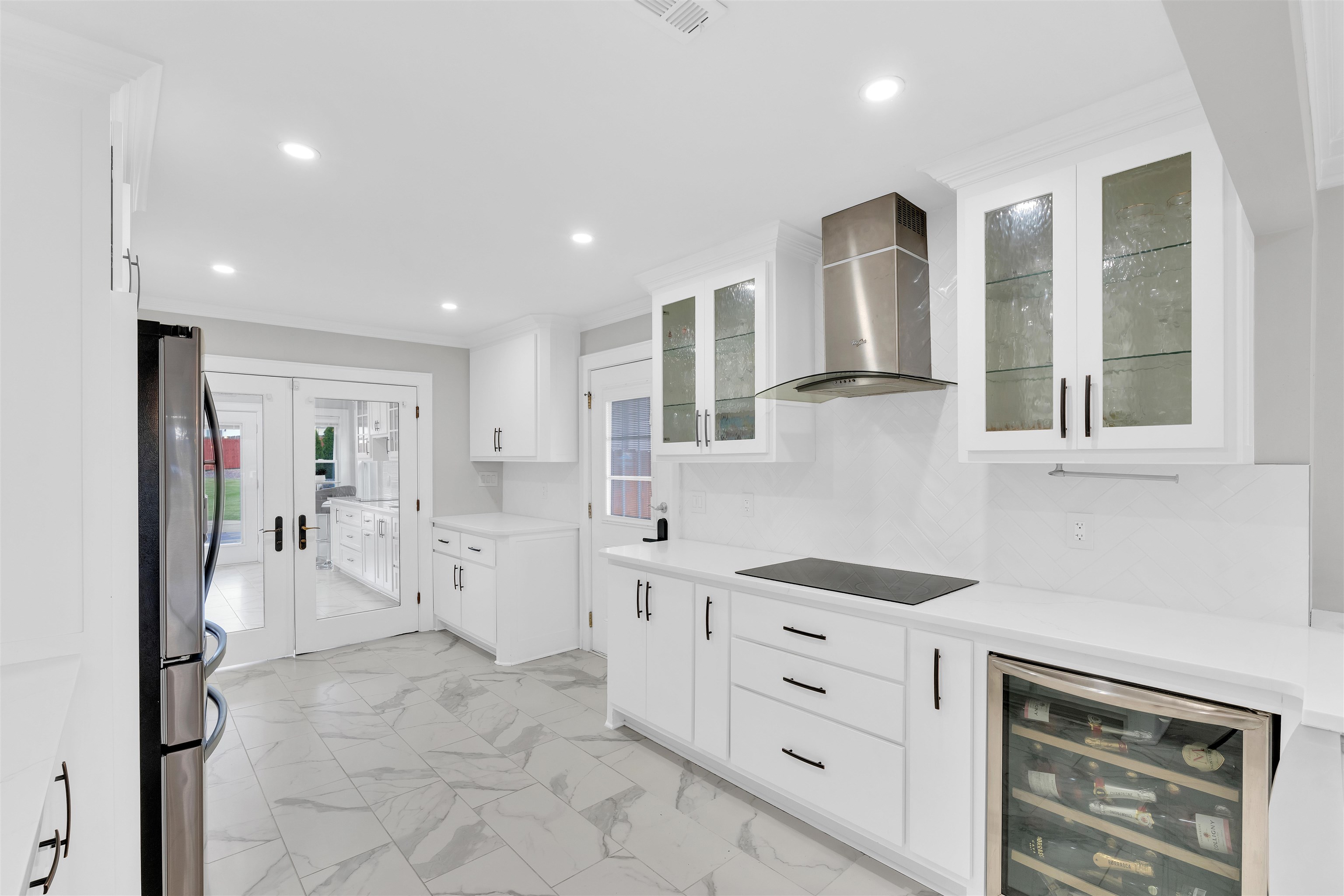 380 Forrester Drive Greenville, SC 29607 - Photo 9 of 50