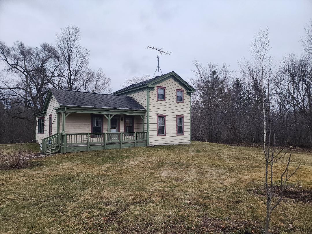 5726 Lyons Road Spring Prairie, WI 53105 - Photo 3 of 30 5726 p1A