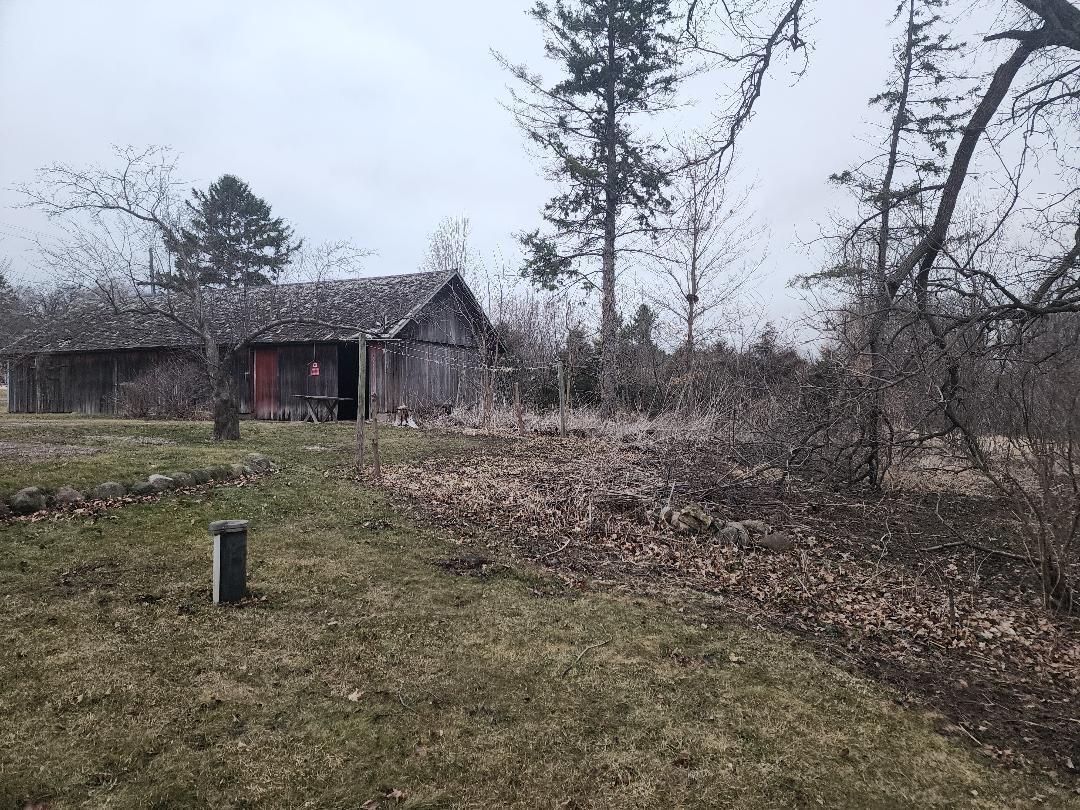 5726 Lyons Road Spring Prairie, WI 53105 - Photo 7 of 30 5726 p3A