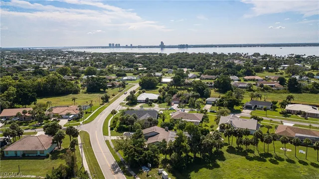 $410,000 | 4225 Prestwick Court, North Fort Myers, FL 33903