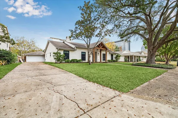 $2,975 | 2127 Blue Willow Drive, Houston, TX 77042