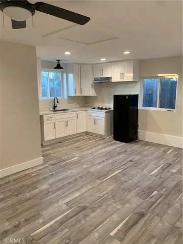 $1,795 | 10034 Noble Avenue, Mission Hills, CA 91345