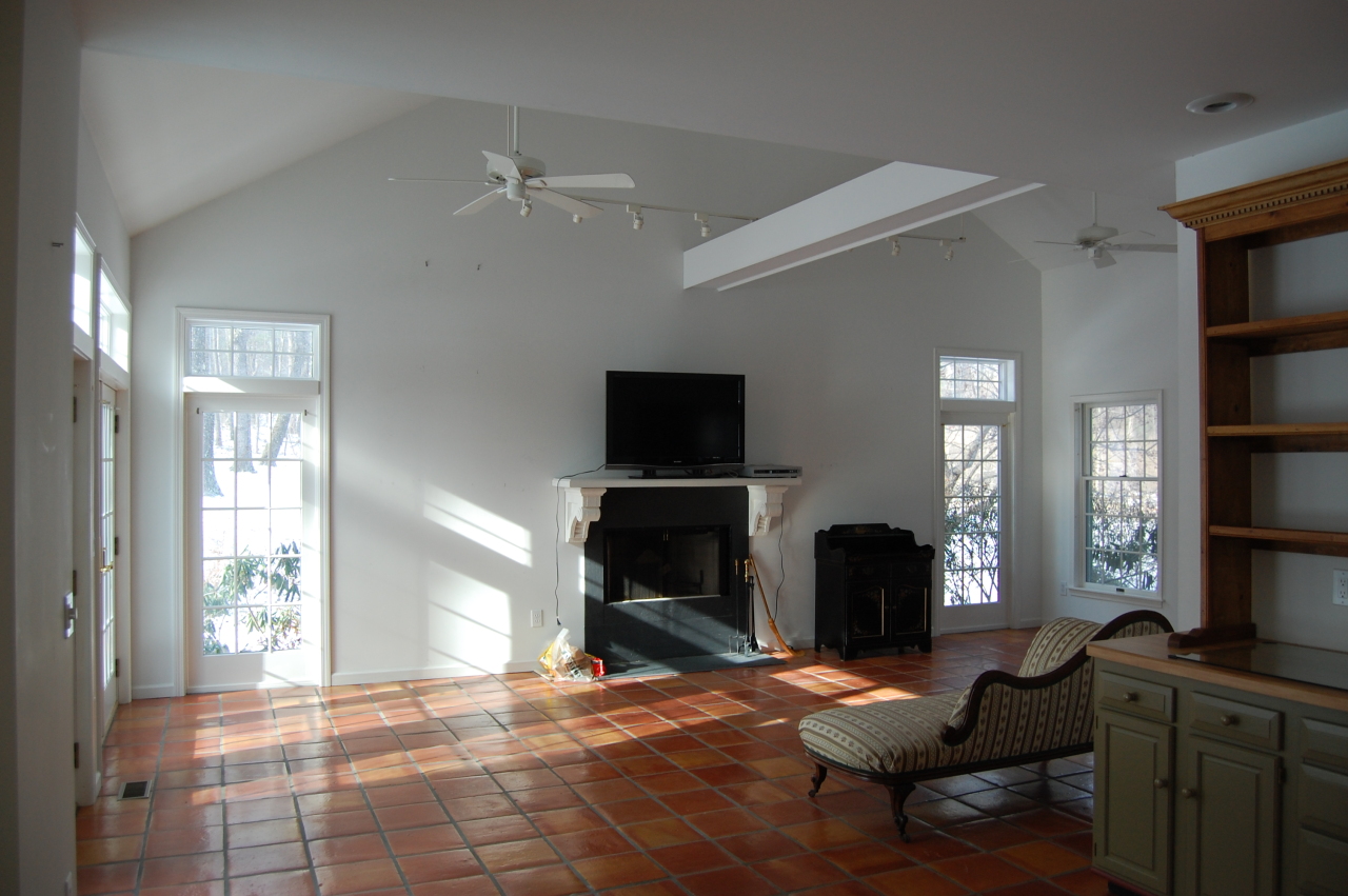 377 South Undermountain Road Sheffield, MA 01257 - Photo 7 of 12 LR with vaulted ceiling & fireplace