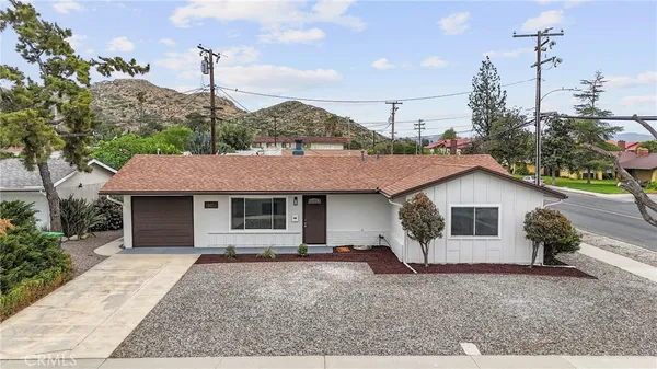 $320,000 | 501 Palmer Drive, Hemet, CA 92543
