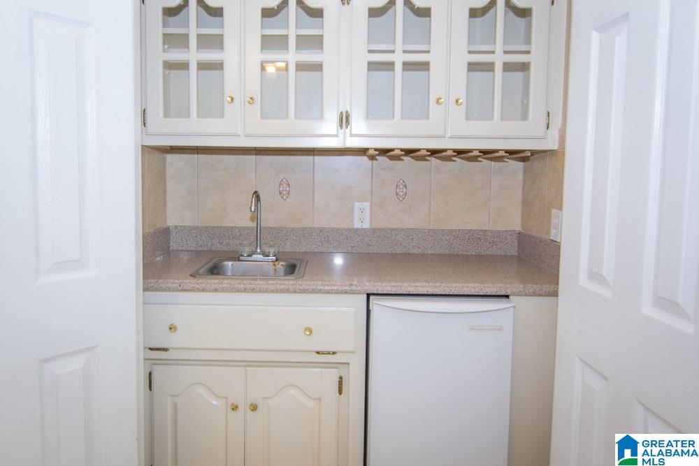 6930 Honor Keith Road Trussville, AL 35173 - Photo 7 of 23