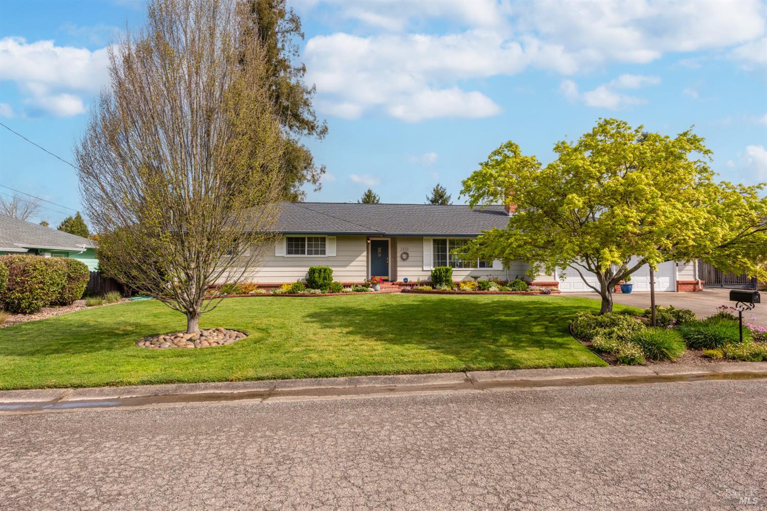 2323 Westview Way Santa Rosa, CA 95403 - Photo 1 of 1