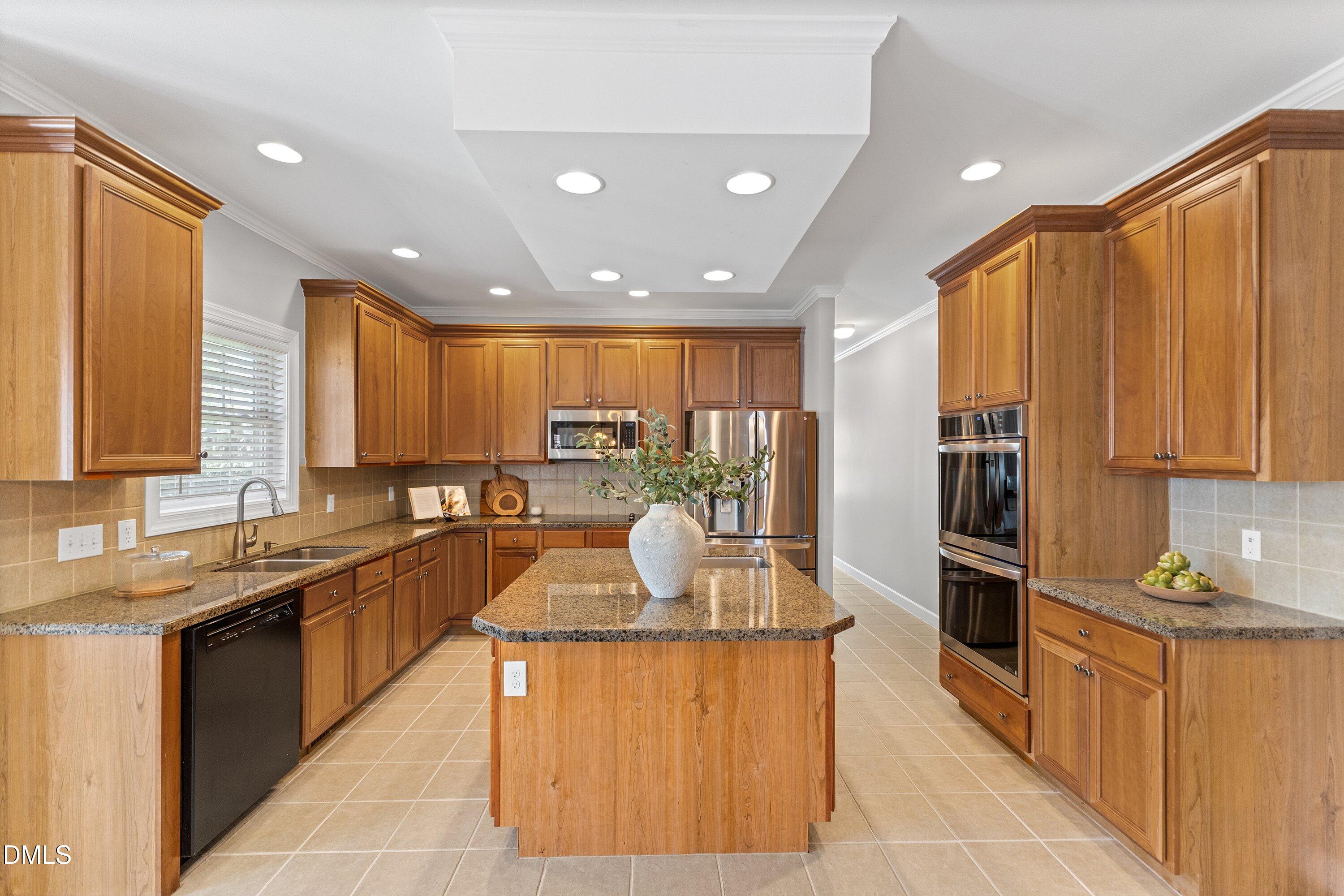 12028 Pawleys Mill Circle Raleigh, NC 27614 - Photo 13 of 43 Kitchen