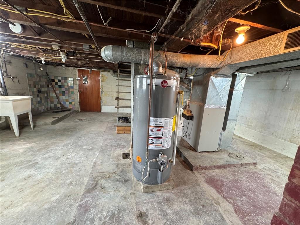 1076-1078 Addison Street Washington, PA 15301 - Photo 49 of 50 a view of water heater room