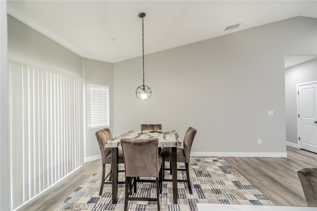 11515 Mariposa Road Hesperia, CA 92345 - Photo 8 of 33