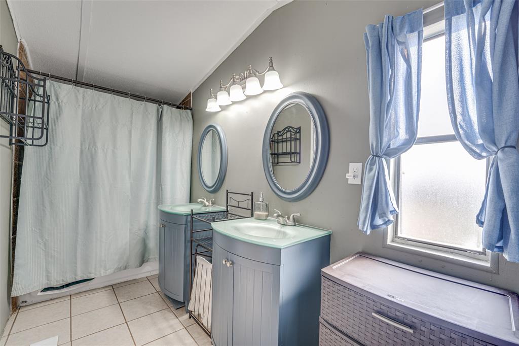 428 Gentry Road Ennis, TX 75119 - Photo 14 of 22