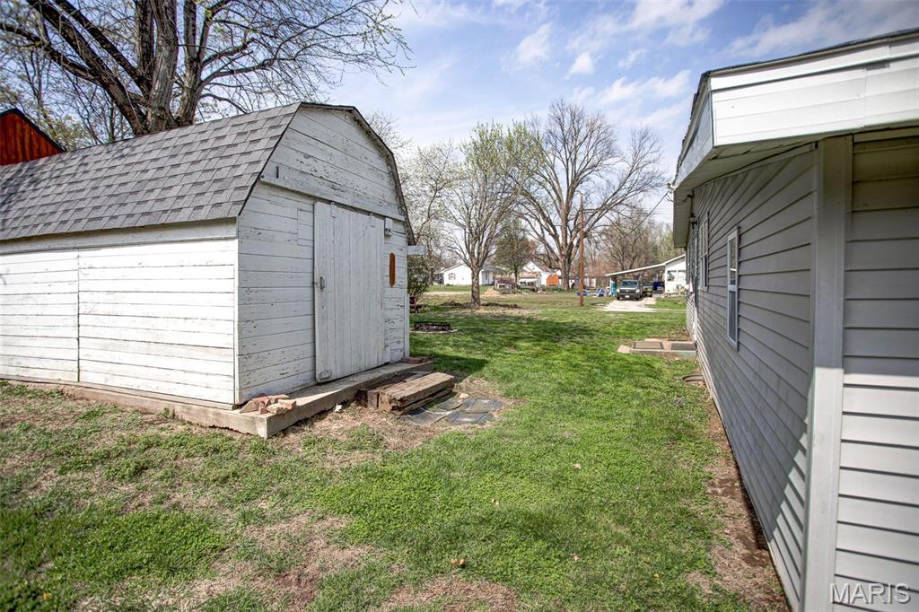 508 North Main Street Pleasant Hill, IL 62366 - Photo 11 of 77