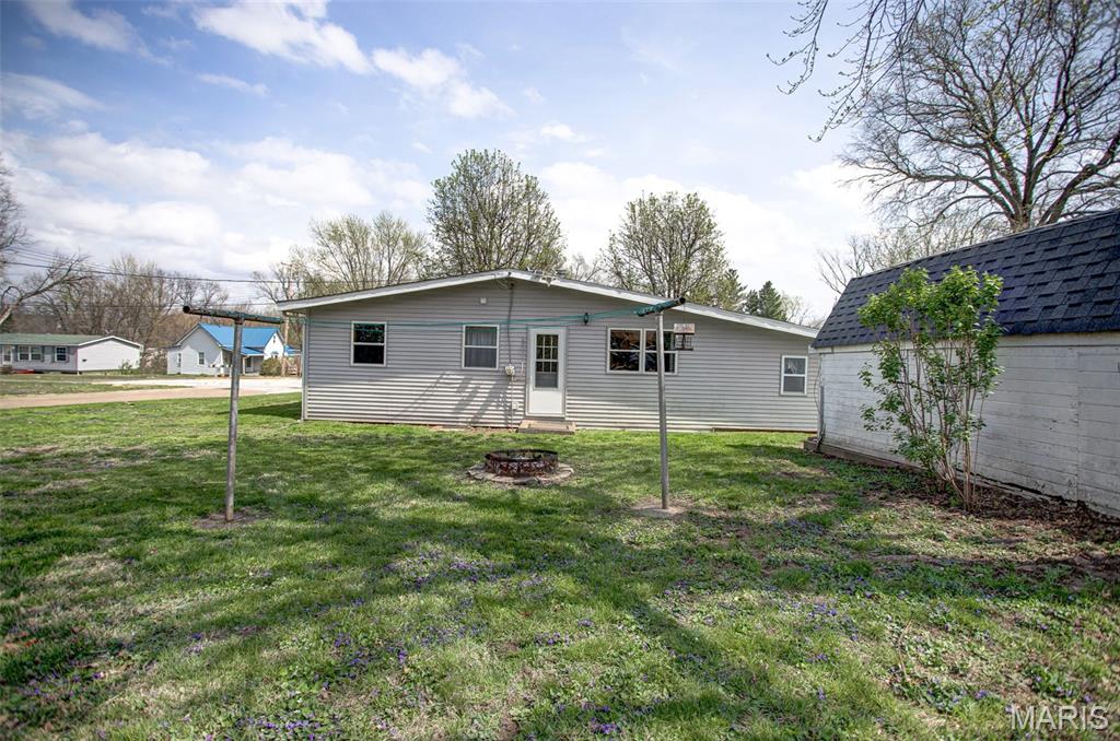 508 North Main Street Pleasant Hill, IL 62366 - Photo 13 of 77