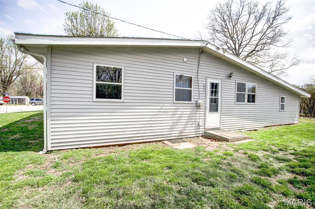 508 North Main Street Pleasant Hill, IL 62366 - Photo 15 of 77