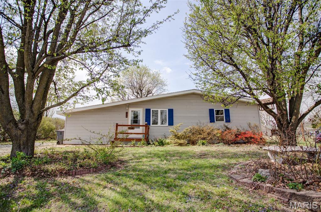 508 North Main Street Pleasant Hill, IL 62366 - Photo 3 of 77