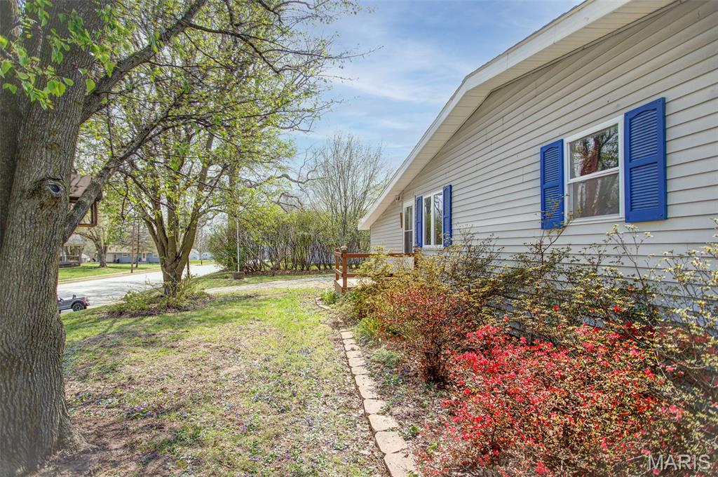 508 North Main Street Pleasant Hill, IL 62366 - Photo 8 of 77