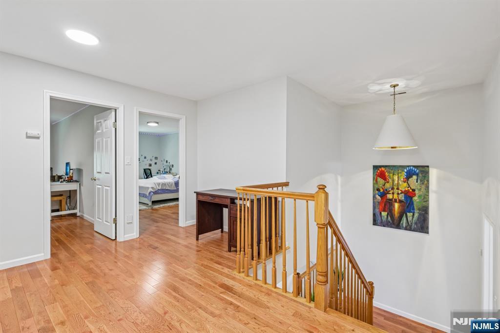 40 Rio Vista Drive Allendale, NJ 07401 - Photo 25 of 33