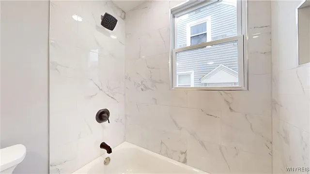 $239,900 | 88 Marbeth Court, Buffalo, NY 14220