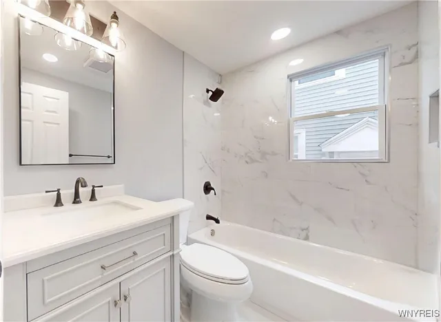 $239,900 | 88 Marbeth Court, Buffalo, NY 14220