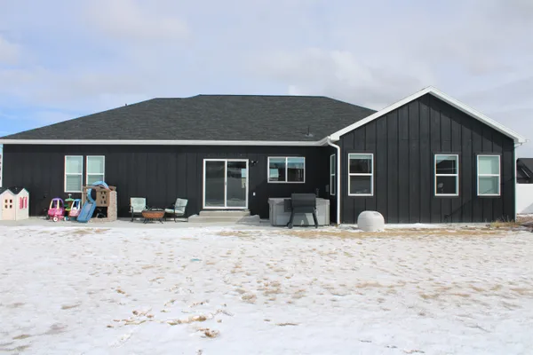 $565,000 | 311 Village Drive, Lyman, WY 82937