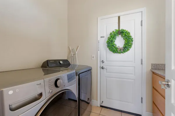 $558,000 | 2206 Edmart Street, Escalon, CA 95320