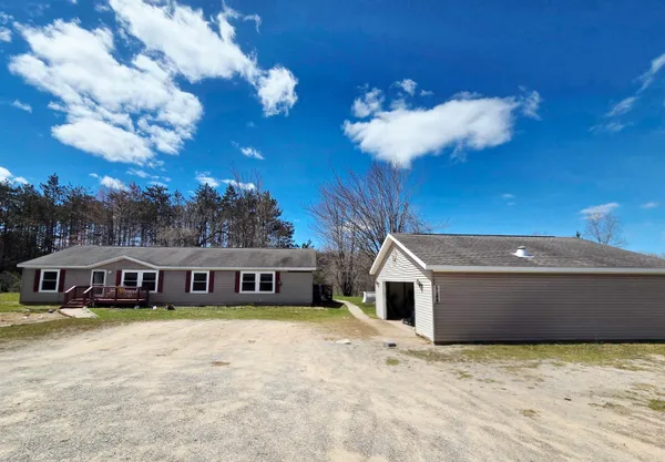 $215,000 | 5144 Aaron, Frederic, MI 49733