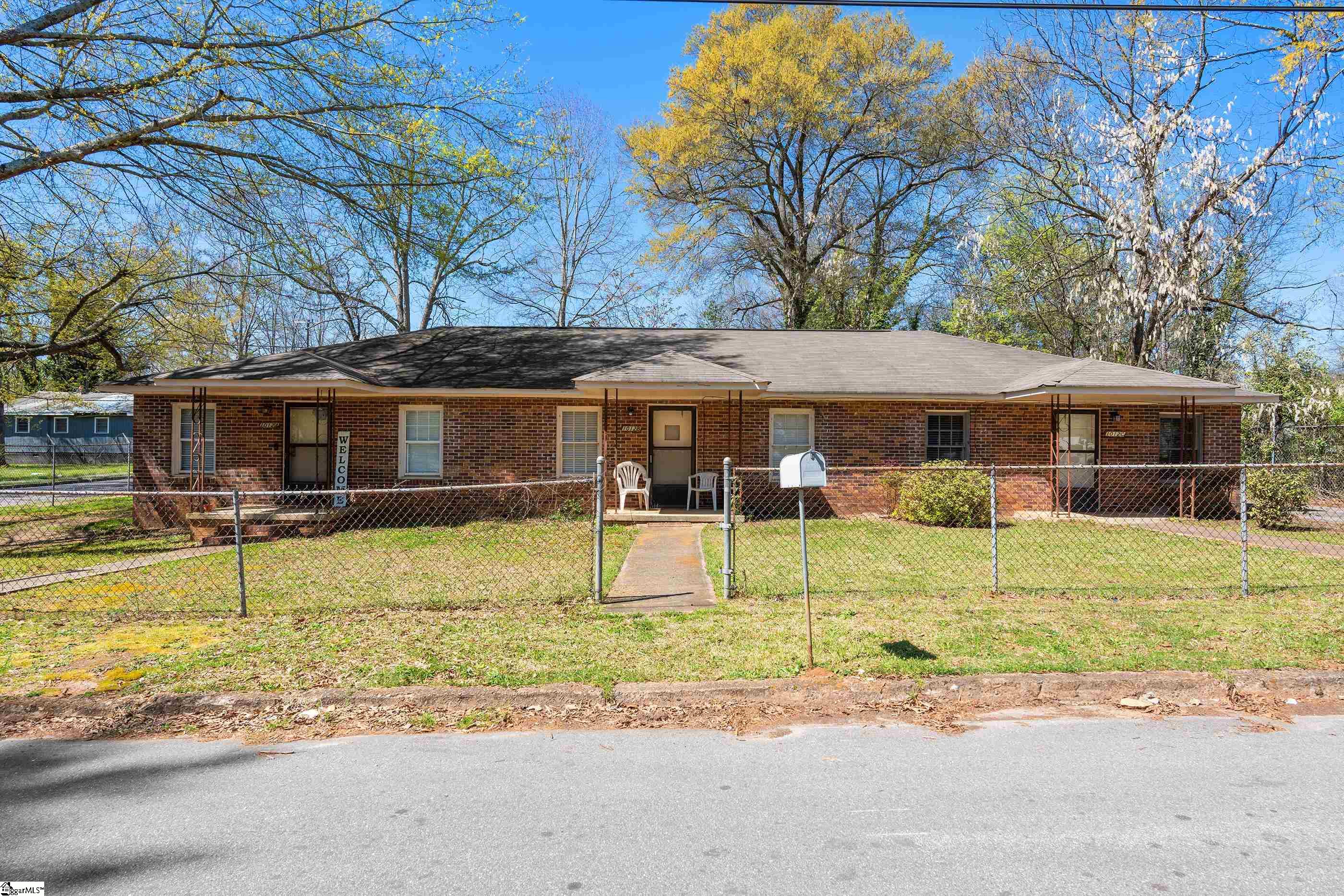 1012 Kennedy Street Anderson, SC 29624 - Photo 1 of 23