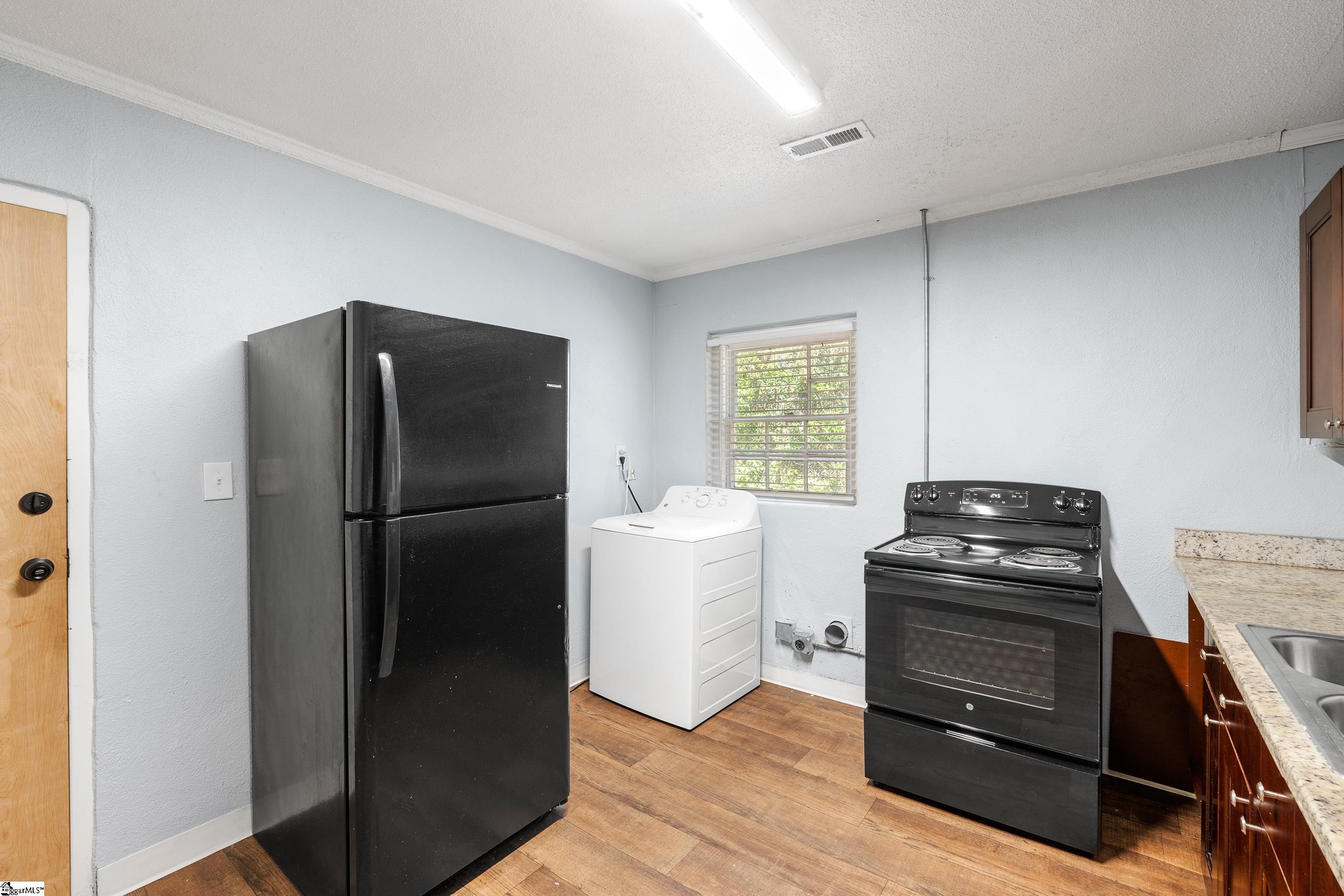 1012 Kennedy Street Anderson, SC 29624 - Photo 9 of 23