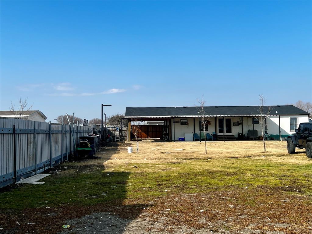 312 Choice Drive Palmer, TX 75152 - Photo 12 of 26
