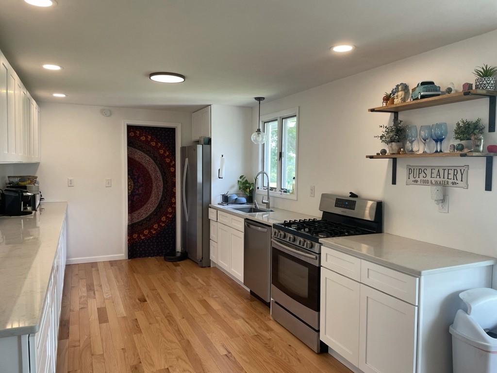 8675 Fenner Road Lysander, NY 13027 - Photo 14 of 25