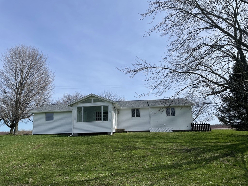 8675 Fenner Road Lysander, NY 13027 - Photo 6 of 25