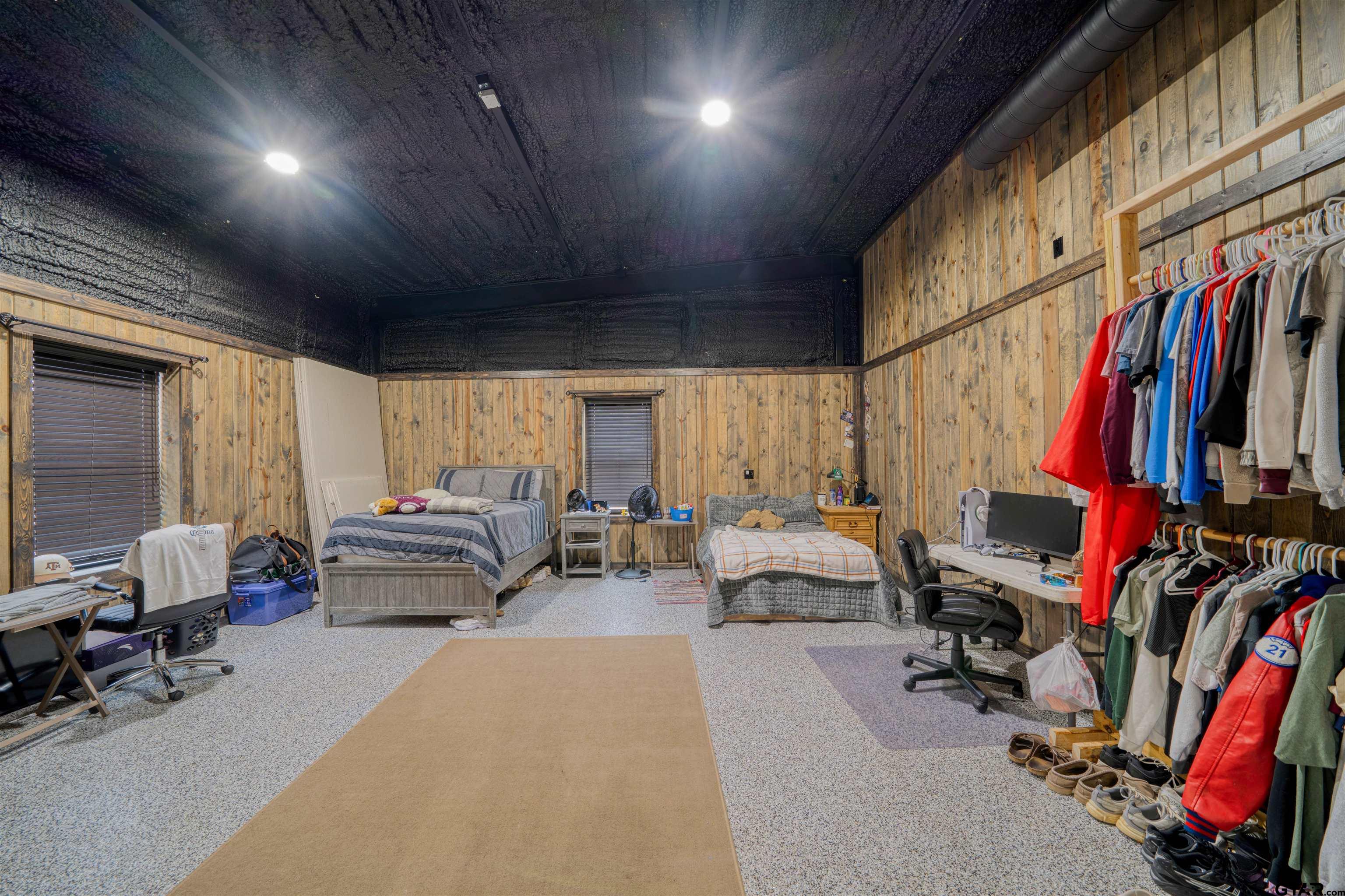 121 Oak Hl Road Kilgore, TX 75662 - Photo 15 of 27 Gallery Image 15