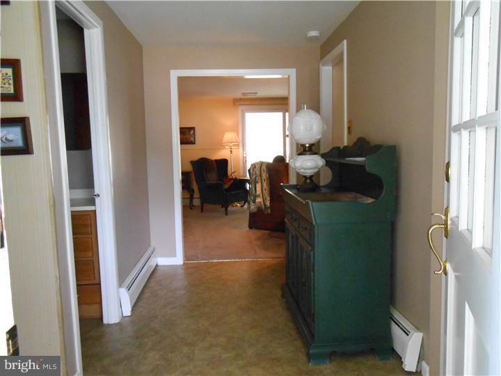 180 Laurel Road Churchville, PA 18966 - Photo 3 of 25 Gallery Image 3