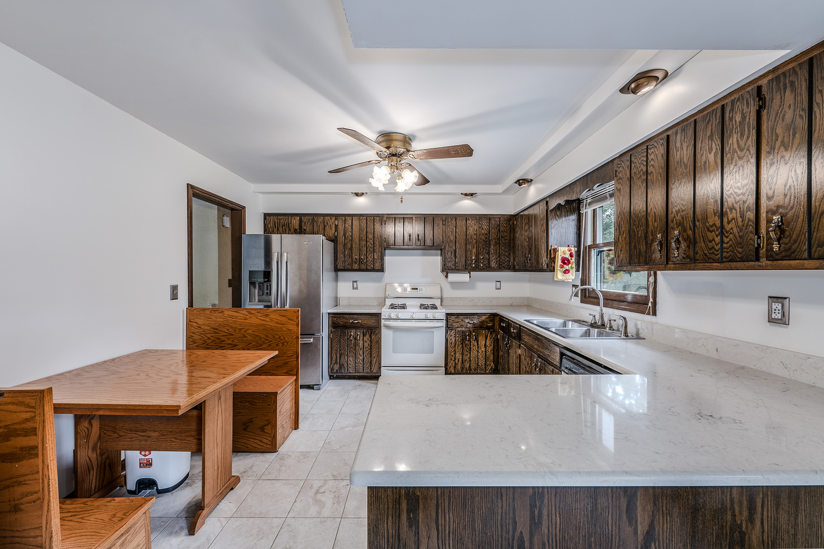 604 Southgate Road New Lenox, IL 60451 - Photo 9 of 31
