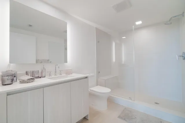 $12,000 | 111 Southeast 1st Avenue, Unit 514, Delray Beach, FL 33444