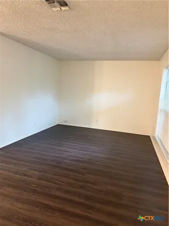 $1,295 | 1513 Shannon Circle, New Braunfels, TX 78130