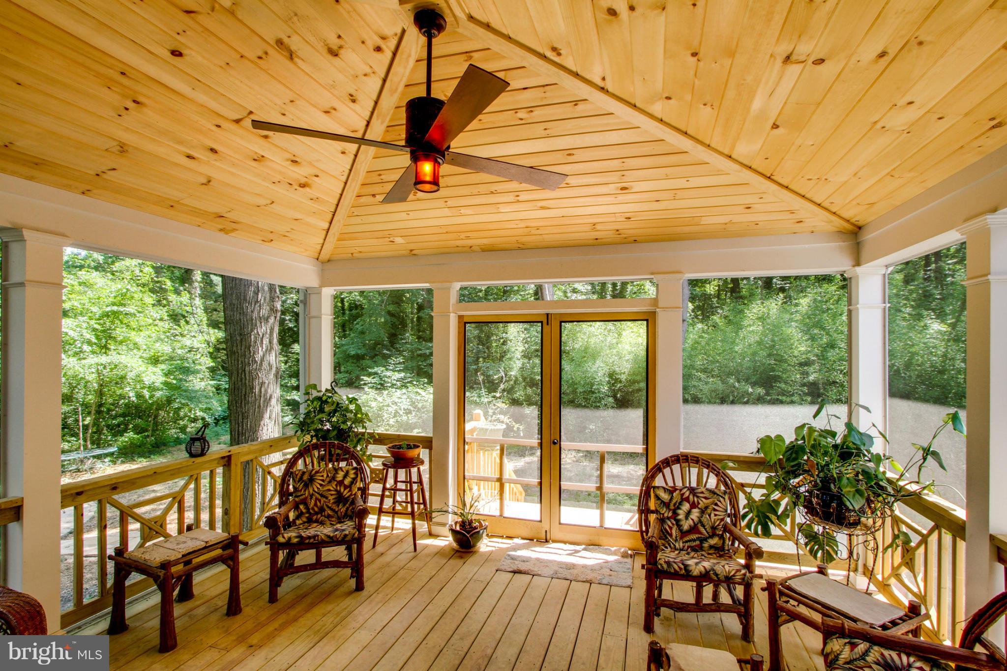 1600 Bushrod Road Alexandria, VA 22308 - Photo 3 of 54 304 SF Screened covered porch w/custom railing