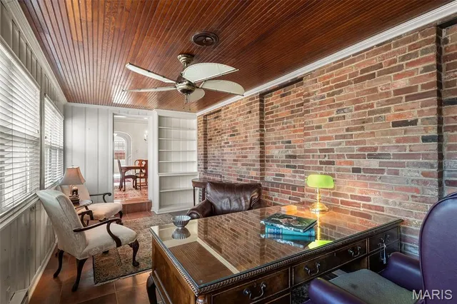 $799,900 | 907 North Taylor Avenue, St. Louis, MO 63122