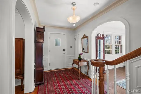 $799,900 | 907 North Taylor Avenue, St. Louis, MO 63122