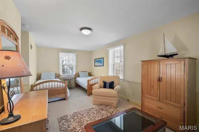 $799,900 | 907 North Taylor Avenue, St. Louis, MO 63122