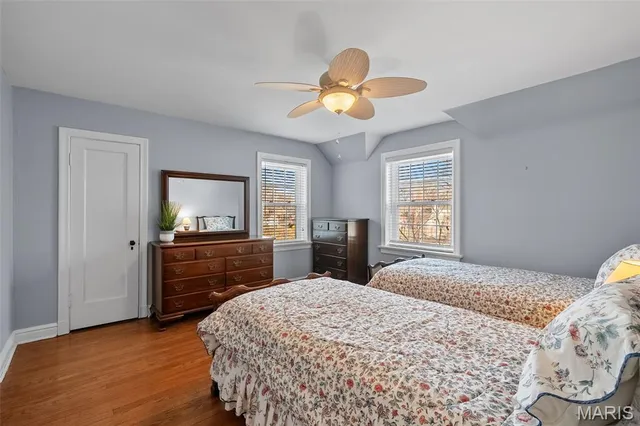 $799,900 | 907 North Taylor Avenue, St. Louis, MO 63122