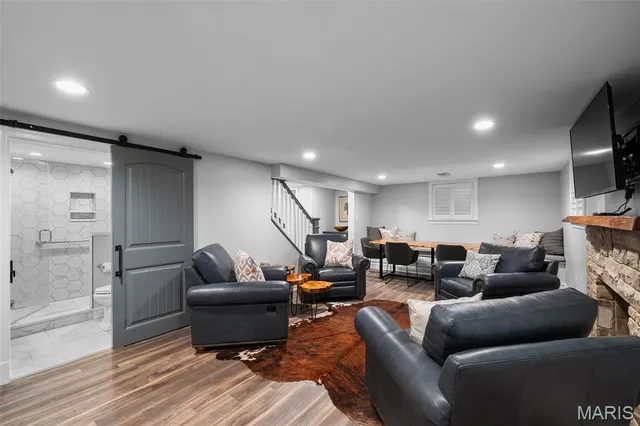 $799,900 | 907 North Taylor Avenue, St. Louis, MO 63122