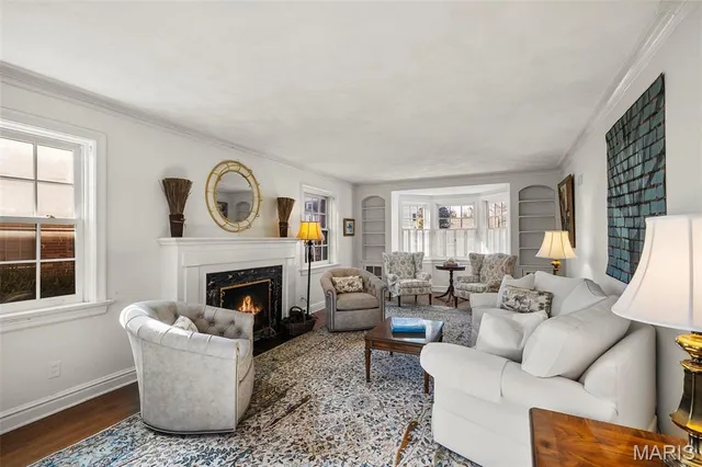 $799,900 | 907 North Taylor Avenue, St. Louis, MO 63122