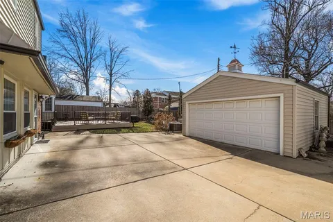 $799,900 | 907 North Taylor Avenue, St. Louis, MO 63122