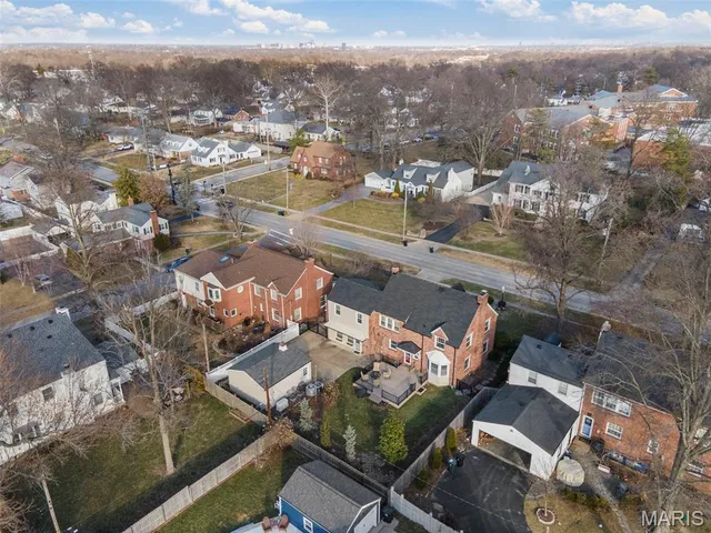 $799,900 | 907 North Taylor Avenue, St. Louis, MO 63122