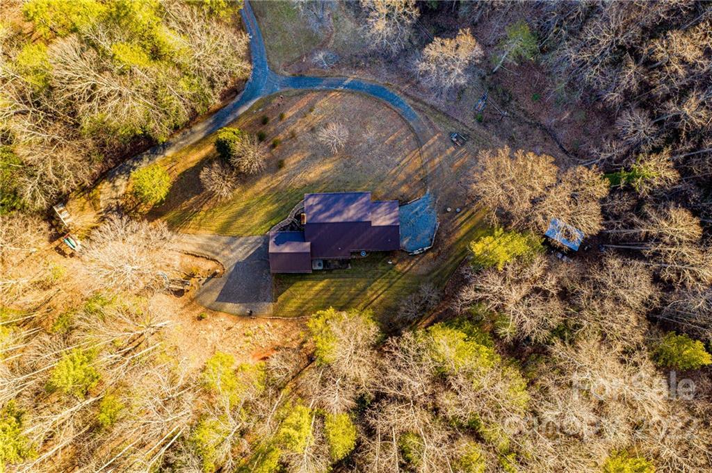 2370 Setzer Creek Road Lenoir, NC 28645 - Photo 3 of 40 Gallery Image 3