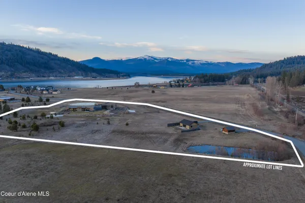 $2,450,000 | 432 Stagecoach Drive, Sagle, ID 83860