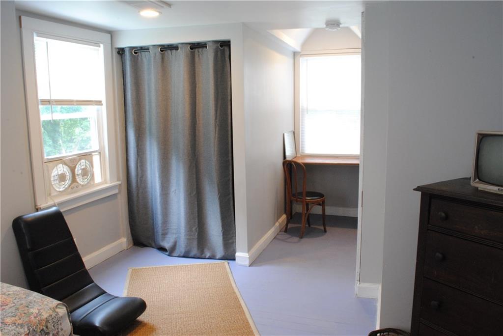 417 Bon Air Road Pittsburgh, PA 15235 - Photo 18 of 25 Gallery Image 18